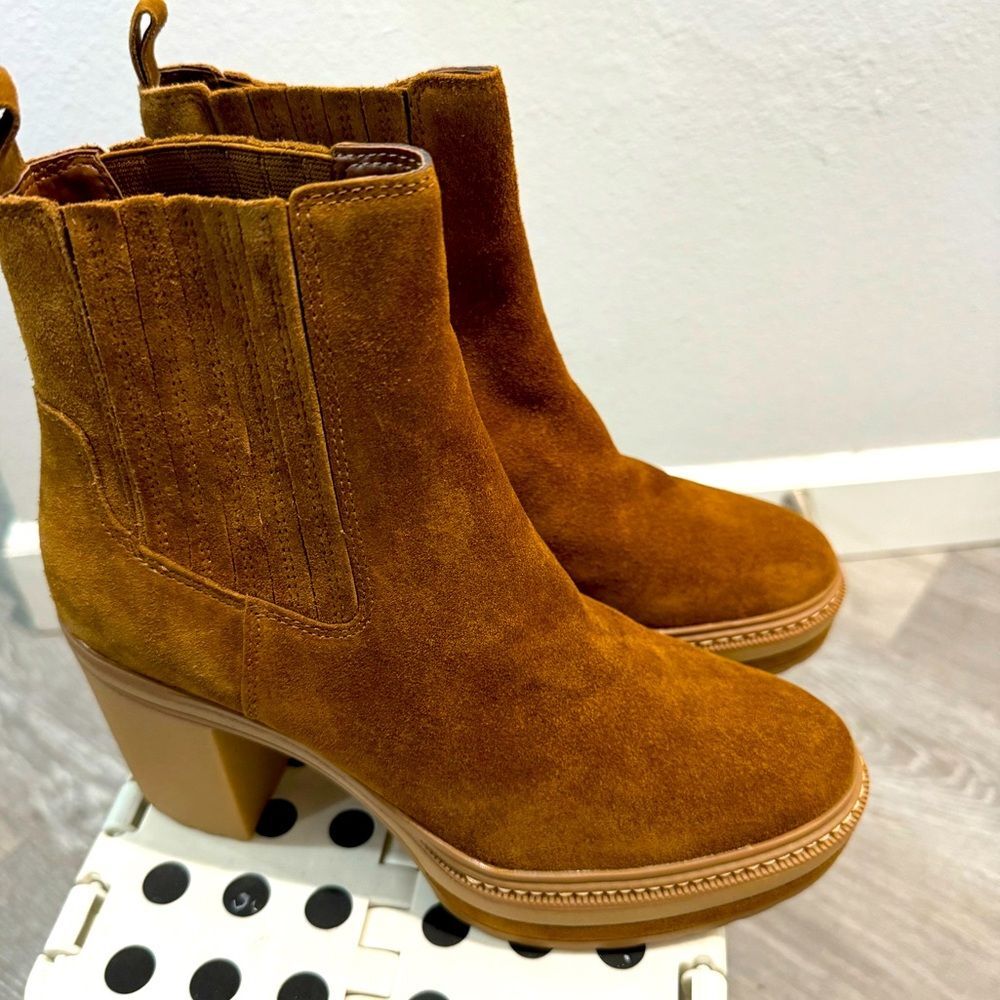 Steve Madden Lenny Brown cognac suede platform block heel ankle booties size 8